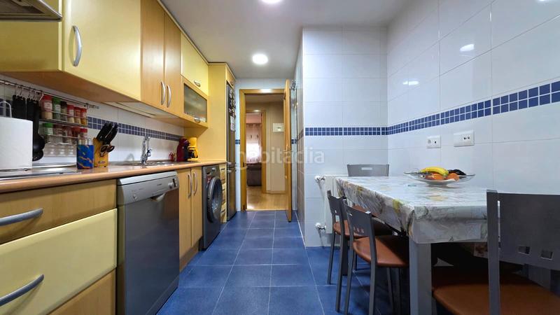 Foto 4f73e856-7127-4681-ae0b-e581626b140c. Appartamento in calle del planeta marte 1 in Parla este Parla