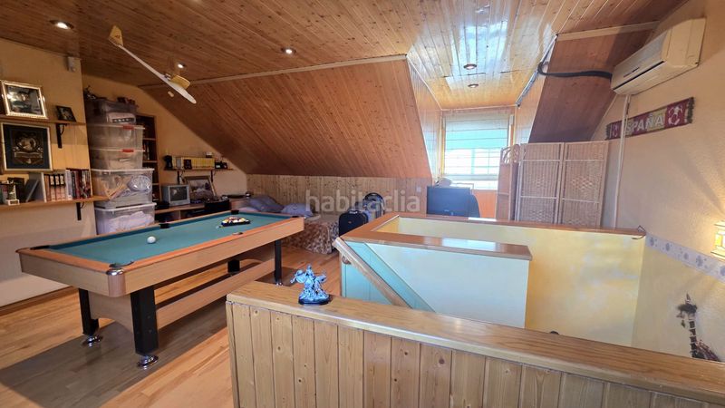 Foto 243754b3-8047-4f73-8008-1ac0e67e4c9f. Xalet amb xemeneia calefacció aparcament a Laguna Park Parla