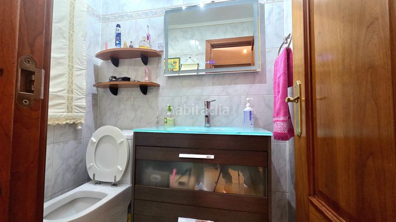 Foto be263295-2c44-4ea2-b5e4-66cbf1cd7362. Xalet amb xemeneia calefacció aparcament a Laguna Park Parla