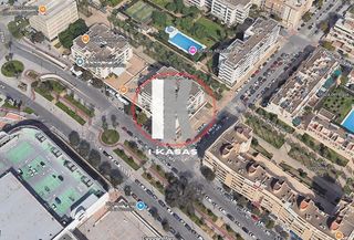 Autoparkplatz in Voltaire. Jerez de la fronteragaraje