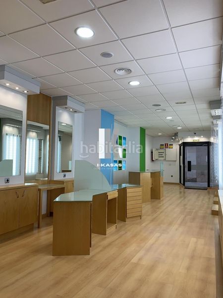 Foto a1a3f5ad-d0cb-49b5-9fef-c6d9dfd35c57. Local comercial a Centro Jerez de la Frontera
