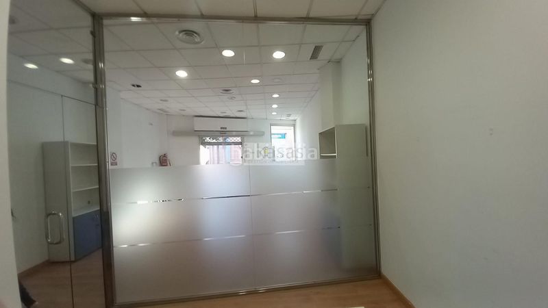 Foto d983b401-efdb-4d5a-bd4e-1ae20bb143cb. Local comercial a Centro Jerez de la Frontera