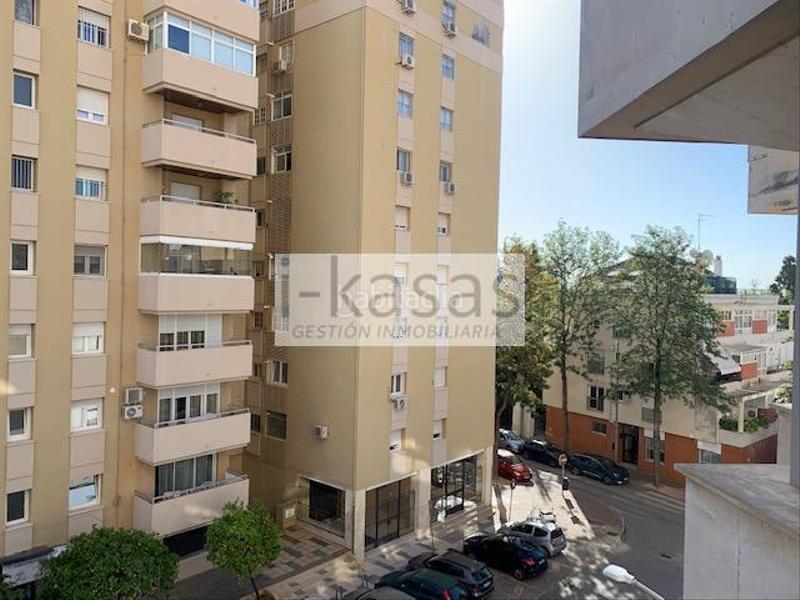 Foto f4914d99-9148-4963-a0c0-64a5b72cf700. Oficina en paraiso oficina en Parque Avenida Jerez de la Frontera