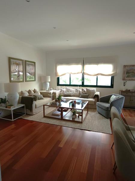 Foto fc8d1f5c-ead2-441c-8557-979308ebf289. Flat with pool in El Altillo Jerez de la Frontera