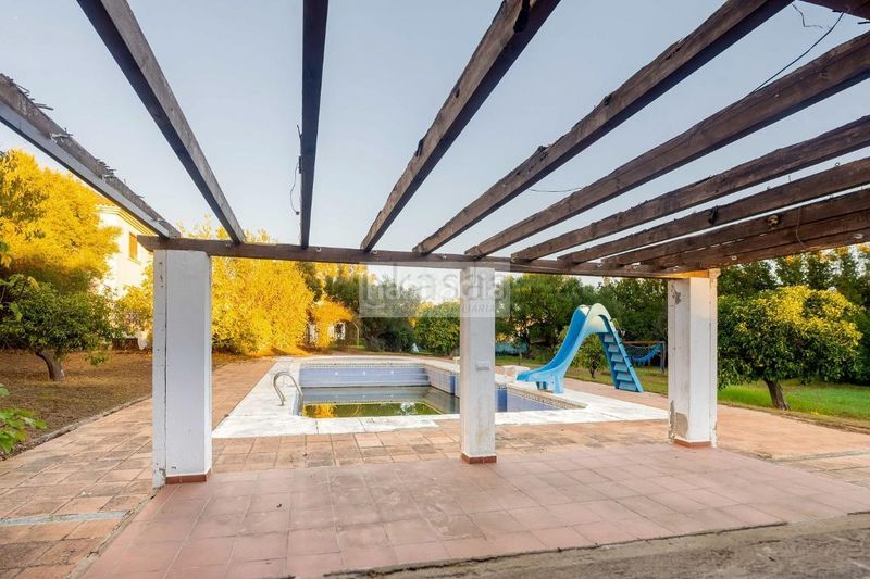 Foto 0d0d7f40-05e9-4d6f-b577-62ad1a137178. Chalet  en Benalup