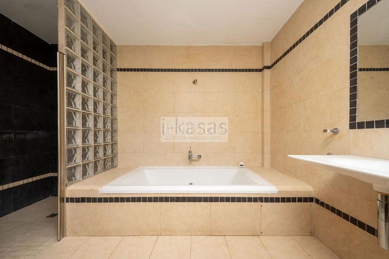 Foto 504d31bd-9c26-41a1-bd65-4ca30eaa1289. Chalet  en Benalup