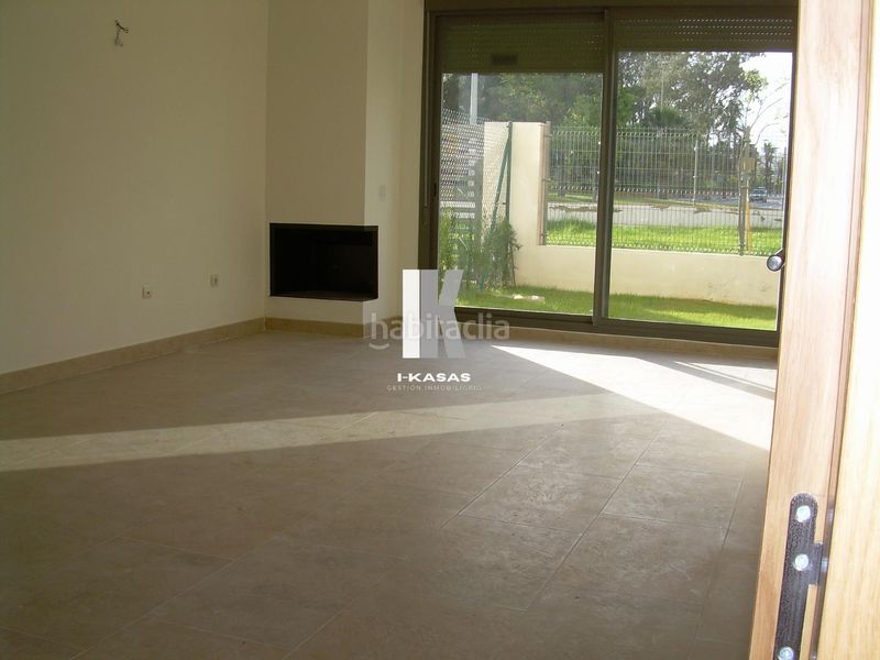 Foto bb6e4352-fdf1-4bac-a89a-4cf5b08d203c. Casa adossada amb aparcament piscina a El Altillo Jerez de la Frontera