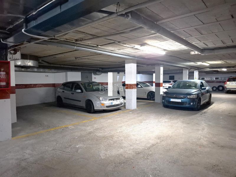 Foto b6c811e7-e50e-460d-8a57-bd2bb9e0f868. Aparcament cotxe a Centro Jerez de la Frontera