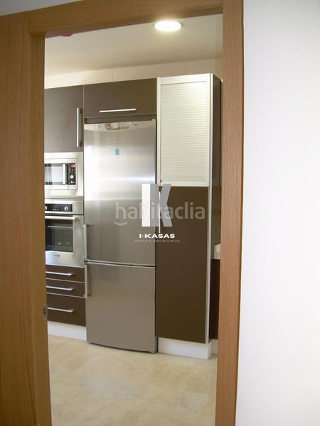 Foto 2cfe9989-bf17-4a56-b70c-f529443ab2da. Casa adossada amb aparcament piscina a El Altillo Jerez de la Frontera