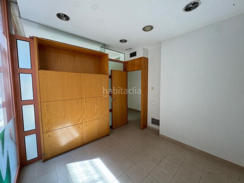 Foto 00244344-b1ed-499c-9ea6-39dd3cd50c1a. Lloguer local comercial a Centre Granollers