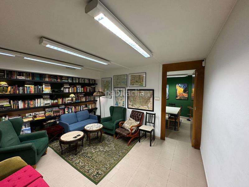 Foto b2ca9758-99df-41e2-98df-a53050989548. Lloguer local comercial a Centre Granollers