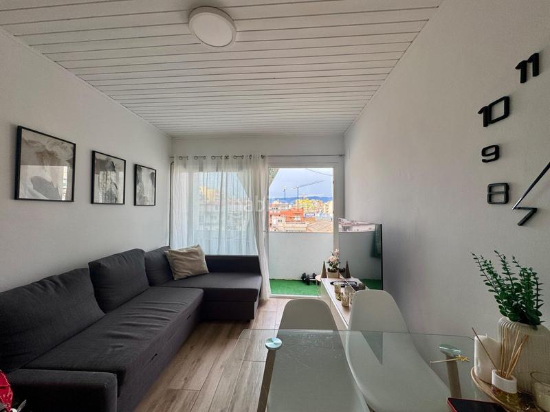 Foto b93b85ca-6224-4d94-ac53-2115f1de501c. Flat in carrer de l'enginyer 21 in Centre Granollers