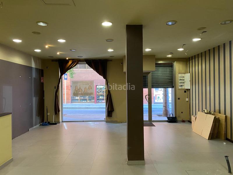 Foto af587900-9293-4320-8701-35d1e2b99c05. Alquiler local comercial local a sant josep en Instituts Granollers