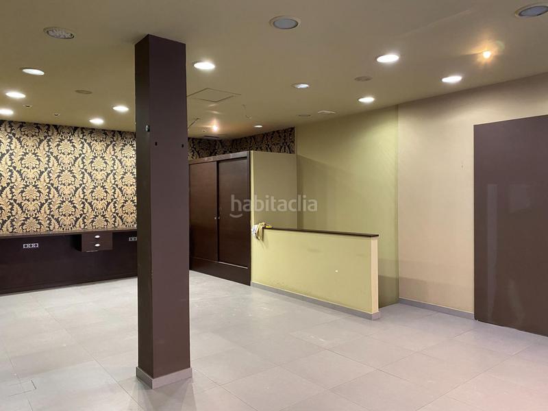 Foto fdede1fb-4f4f-49e4-b751-4077f1643b5a. Lloguer local comercial a Instituts Granollers