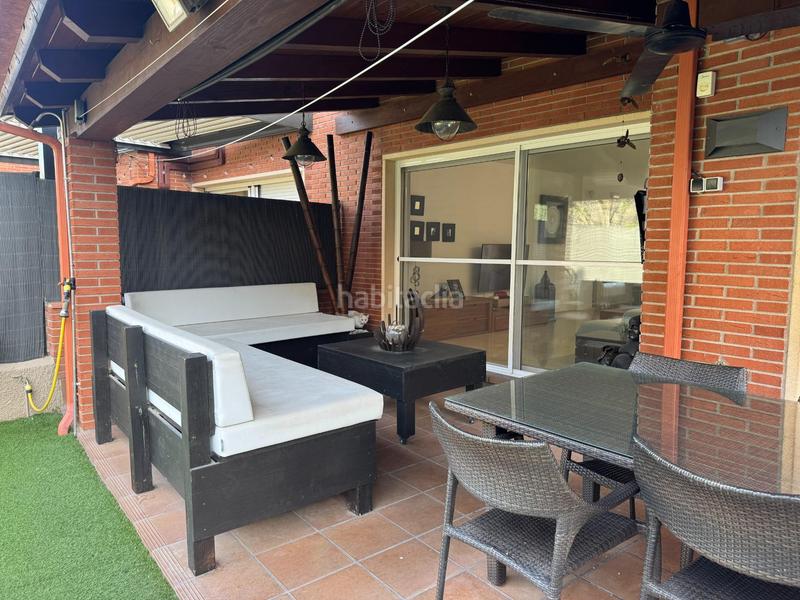 Foto 05c8e9f6-f767-4f71-a2e1-8ccf98553e78. Casa adossada amb calefacció aparcament a Roca del Vallès (La)