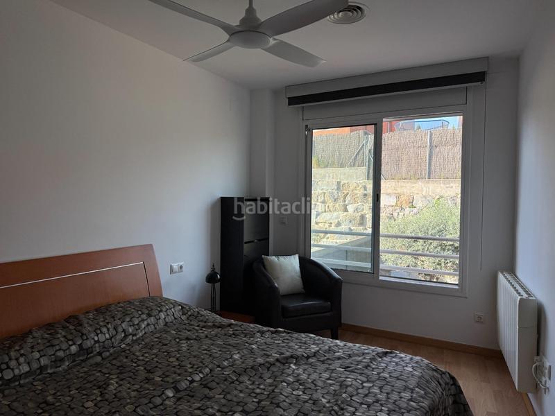 Foto 180d2979-08e4-43cc-870a-6d07a65fbe20. Casa adossada amb calefacció aparcament a Roca del Vallès (La)