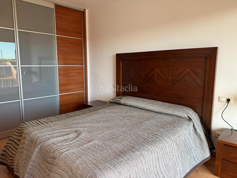 Foto 5d6bd4d7-8640-4cbd-8e9b-1f95245b907e. Casa adossada amb calefacció aparcament a Roca del Vallès (La)