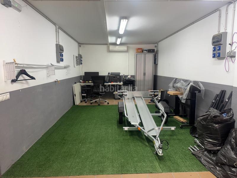 Foto 7dbc2d8f-bc2f-462b-ba87-d009482bcd00. Casa adossada amb calefacció aparcament a Roca del Vallès (La)