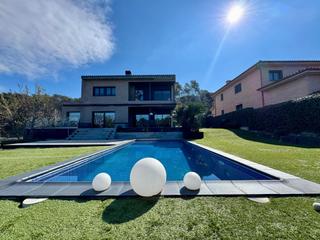 Casa en Passeig vinyes 32. Casa a cuatro vientos santa agnes de malanyanes