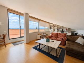 Àtic  Veneçuela. Tríplex en venta en la font verda, granollers  313 m2  5 habitac
