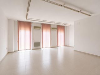Lloguer Oficina a Carrer d'alfons iv 18. Oficinas en el centro de granollers, junto a la plaça de la coro