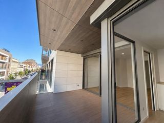 Appartamento in Centre. Piso de 3 habitaciones con parking y trastero en el centro de gr