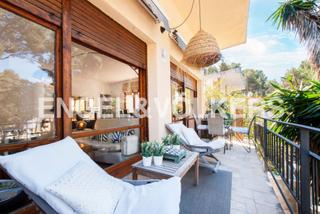 Xalet  Passatge del codolar. Casa unifamiliar con vistas y cerca de la playa