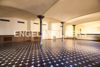 Casa a Raval de sant pere 5. Edificio emblemático en el centro de reus