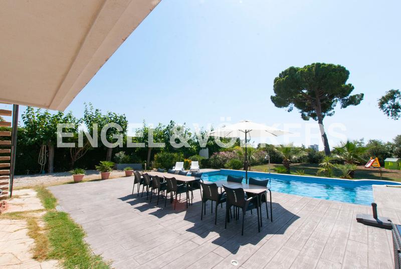 Foto 78002d45-a2d9-4177-9ffd-ca06503ea8d8. Xalet amb calefacció aparcament piscina a Regueral - Prat d'en Forés Cambrils