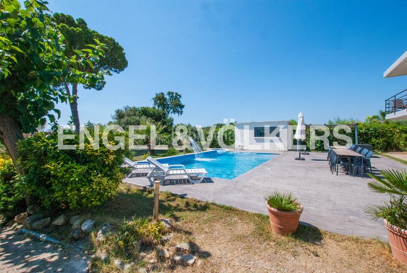 Foto c74879d4-2acf-48a7-814a-f605c8620aed. Xalet amb calefacció aparcament piscina a Regueral - Prat d'en Forés Cambrils