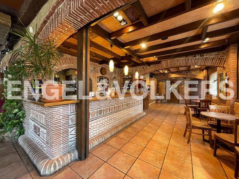Foto 68a0f258-e16e-4c3a-a877-33b21044b01c. Local comercial a carrer de montserrat caballé 9 a Vila-seca