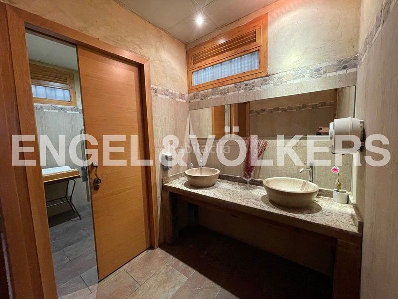 Foto e7583196-047e-4bd0-82d7-9628c9f29c0e. Local comercial a carrer de montserrat caballé 9 a Vila-seca
