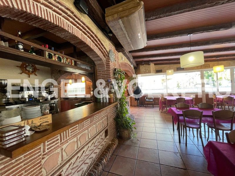 Foto fe7539c7-e2a5-4bb8-abc1-8d3c94999d21. Local comercial a carrer de montserrat caballé 9 a Vila-seca