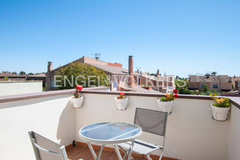 Foto 3f388cd1-66e5-485a-9d93-99d2dde8803c. Doppelhaus in carrer moscú 88 in Els Ametllers Cambrils