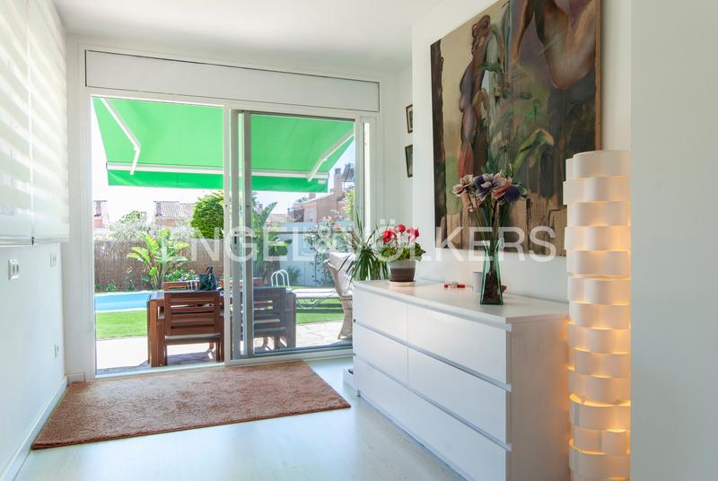 Foto c01dc7a6-9451-4293-9685-cd18ddbbb37f. Doppelhaus in carrer moscú 88 in Els Ametllers Cambrils