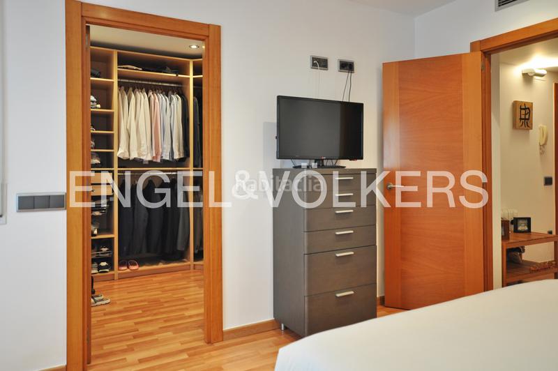 Foto 25293ba0-023d-4370-9f36-6409ea896590. Casa bifamiliare in carrer mas de l'aguiló 35 in Quatre Camins Cambrils