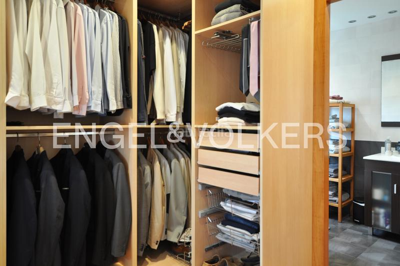 Foto 5add934b-20c6-4df0-be07-65ff5feb36c4. Casa bifamiliare in carrer mas de l'aguiló 35 in Quatre Camins Cambrils