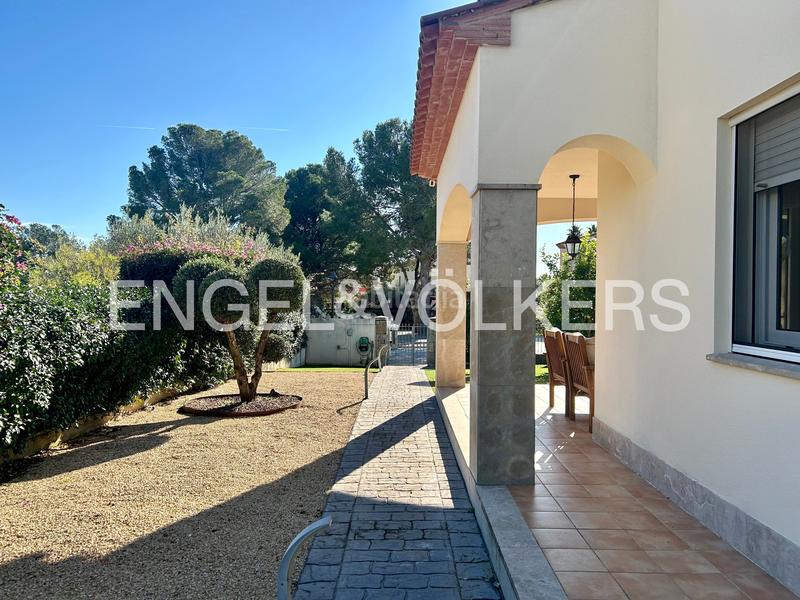 Foto 2ba98980-2cc2-4348-9be3-7d7097ceeb82. Maison jumelée dans carrer dels masets 6 dans Bonmont Terres Noves Mont-roig del Camp