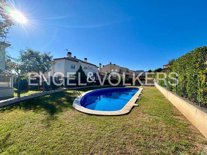 Foto 4b4c88e7-beec-447b-8c68-b7b98d3a82f7. Maison jumelée dans carrer dels masets 6 dans Bonmont Terres Noves Mont-roig del Camp