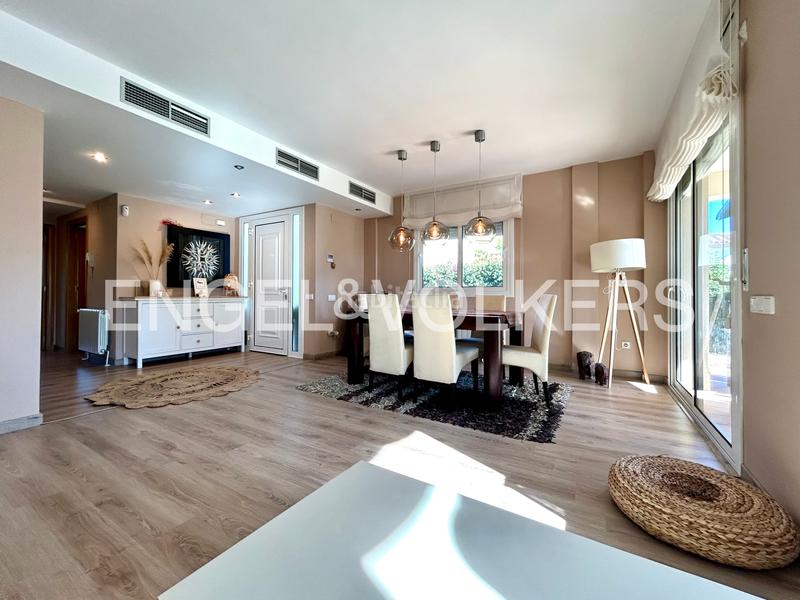 Foto 72524b8e-2688-4f51-b34d-96cacf4e968b. Maison jumelée dans carrer dels masets 6 dans Bonmont Terres Noves Mont-roig del Camp