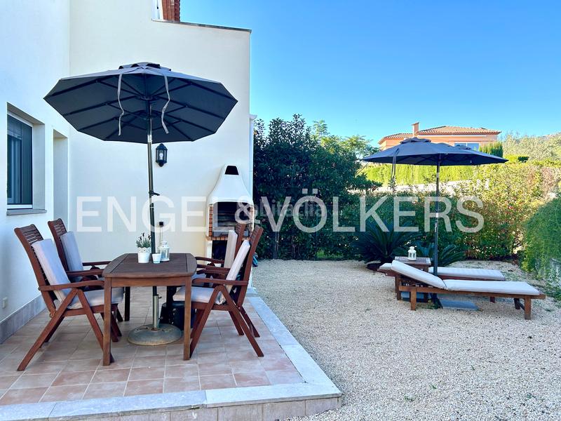 Foto a4bc577d-23d6-49e5-9116-dc093d0f8c15. Maison jumelée dans carrer dels masets 6 dans Bonmont Terres Noves Mont-roig del Camp