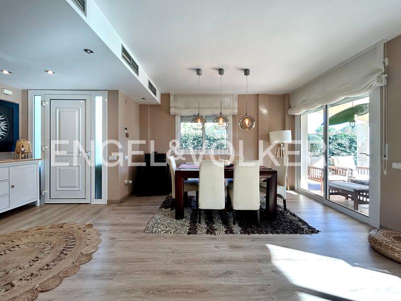 Foto a88fbb78-382d-426e-9175-05ab0492e414. Maison jumelée dans carrer dels masets 6 dans Bonmont Terres Noves Mont-roig del Camp