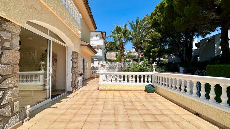 Foto 05dba600-3aa1-42b1-b925-dc4a02949e15. Chalet in carrer del xiprer 51 in Pino Alto Miami Platja