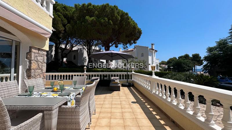 Foto 07b77eab-5570-4183-9d0f-cdb04aef07e0. Chalet in carrer del xiprer 51 in Pino Alto Miami Platja