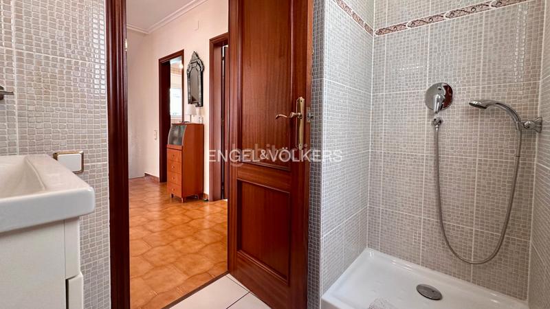 Foto 59f58b53-a5e3-4cea-9a0b-62383f92eb53. Chalet in carrer del xiprer 51 in Pino Alto Miami Platja