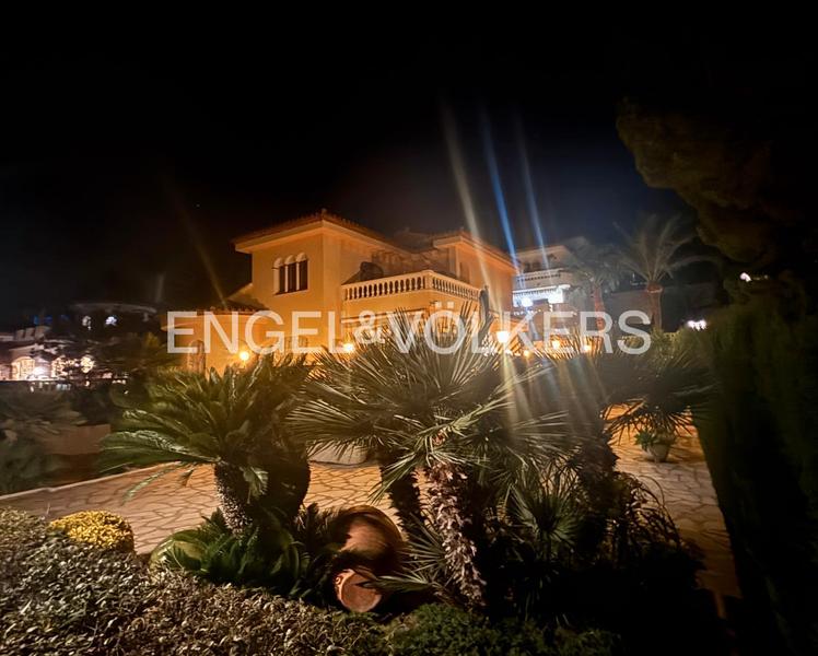 Foto 719438af-00b9-49ab-bd09-31b26b187f5a. Chalet in carrer del xiprer 51 in Pino Alto Miami Platja