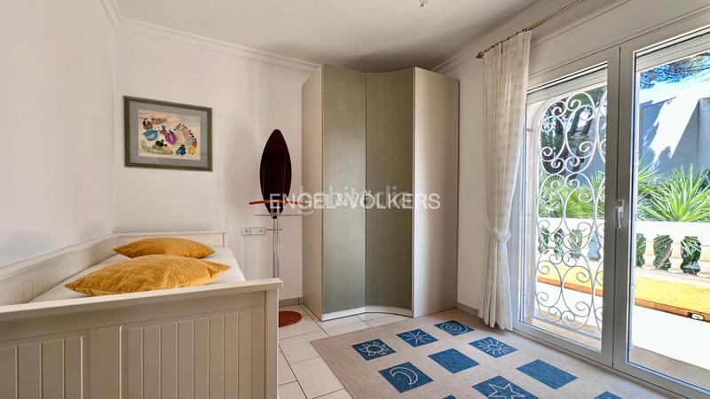 Foto 844fae6e-cb15-4088-a16d-f7b6c0ba6664. Chalet in carrer del xiprer 51 in Pino Alto Miami Platja