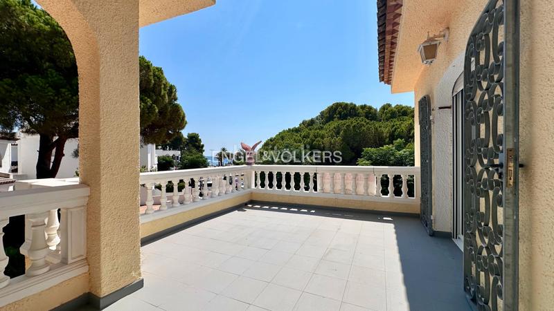 Foto abba3709-3771-4586-b885-8b9abcc9fc52. Chalet in carrer del xiprer 51 in Pino Alto Miami Platja