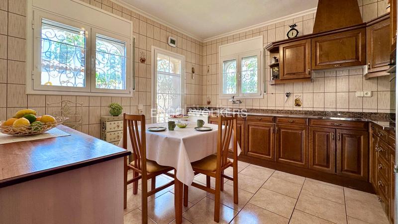 Foto ad1d3ec0-2467-438c-accd-b77ae60c3dd0. Chalet in carrer del xiprer 51 in Pino Alto Miami Platja