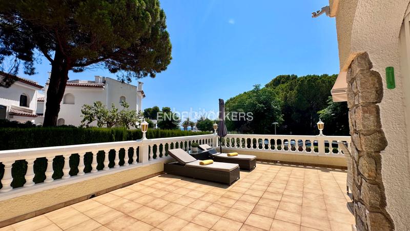 Foto b686f23d-7e24-448f-a4ac-e4f9a9116a34. Chalet in carrer del xiprer 51 in Pino Alto Miami Platja